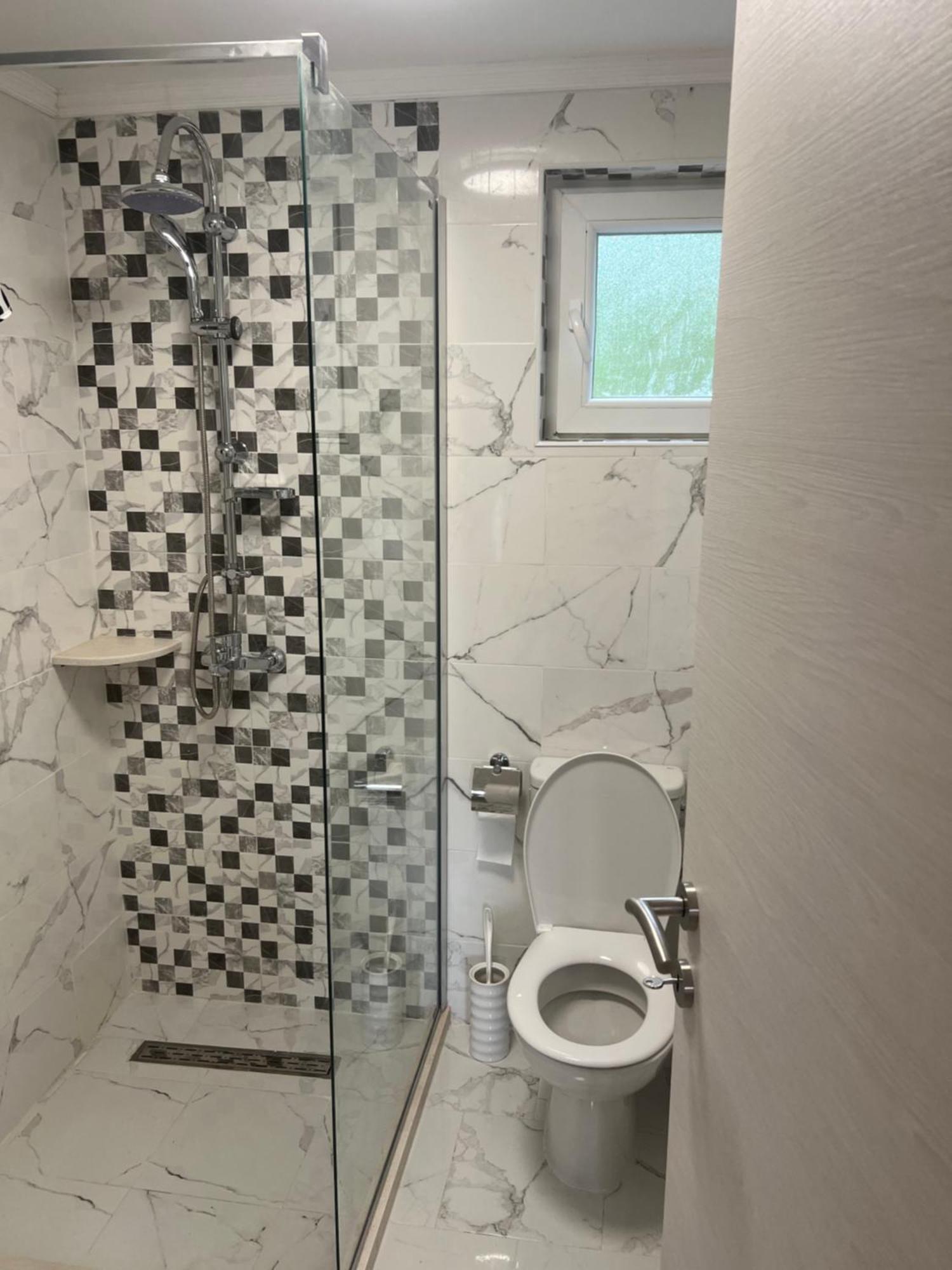 Studio Elena Tivat Ngoại thất bức ảnh